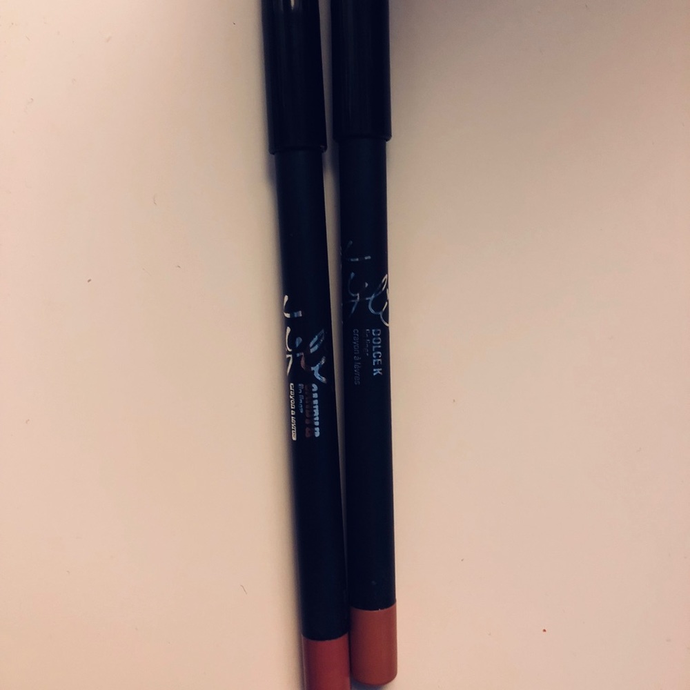 Kylie lip liners 🌷